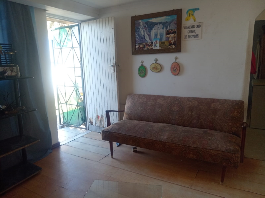 2 Bedroom Property for Sale in Manenberg Western Cape